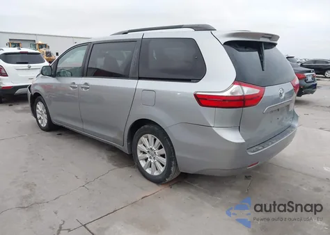 2016 Toyota Sienna Le 7 Passenger z USA, uszkodzony, nr VIN 5TDJK3DCXGS131898